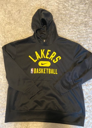 Sweat Noir lakers nike, marque: Nike, état: Très bon état, taille: XL, 19,00 €, 20,65 € Protection acheteurs incluse