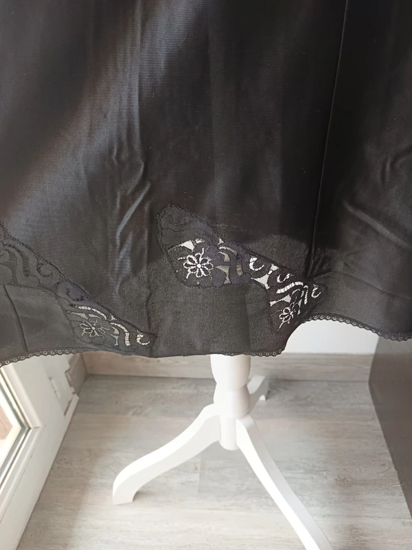 Fond de robe vintage - photo numéro 2