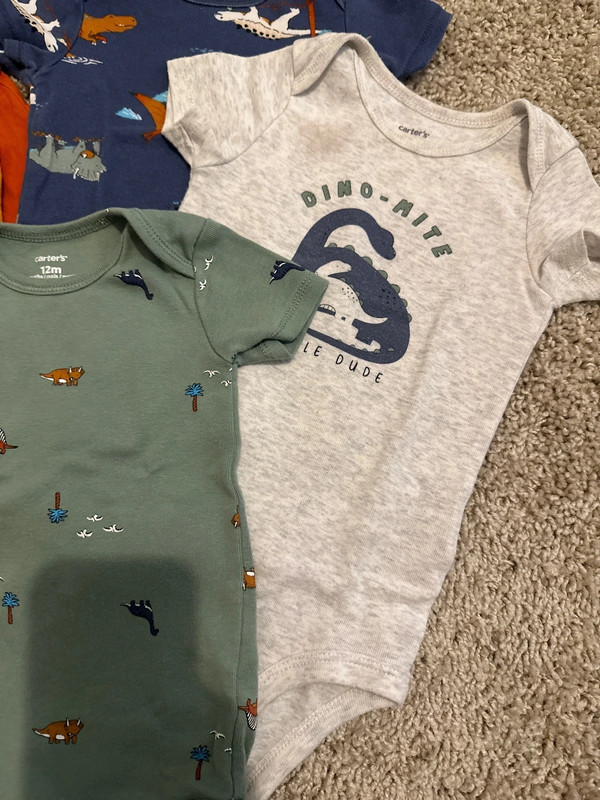 Boys onesies size 12M 3