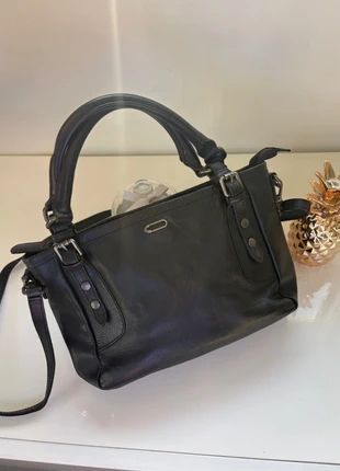 🖤 Magnifique sac en cuir noir The Artist IKKS 🖤, marque: IKKS, état: Très bon état, 90,00 €, 95,20 € Protection acheteurs incluse