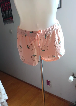 Short décontracté, brand: Primark, condition: Very good, size: XXS / 32 / 4, €1.50, €2.28 includes Buyer Protection