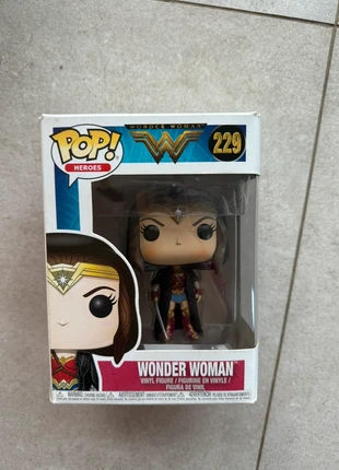 Pop Wonder Woman 229, brand: Funko Pop, condizioni: Ottime, taglia: Prematuri, fino a 44 cm, €25.00, €26.95 include la Protezione acquisti
