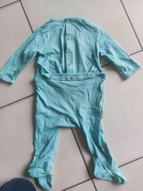 Lot de 2 pyjamas une pièce 6 mois 5