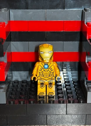 Minifigure compatibile tipo LEGO - Iron Man Mark 21 “Midas” (Xinh) - Armatura dorata da collezione, marke: Xinh, zustand: Neu, größe: Frühchen, bis 44, 7,00 €, 8,05 € inklusive Vinted-Käuferschutz