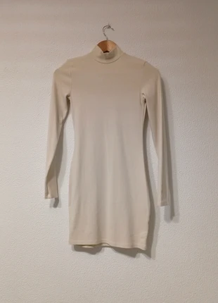 vestido corto beige short beige dress, marca: Bershka, estado: Nuevo sin etiquetas, tamaño: S / 36 / 8, 4,00 €, 4,90 € Protección al comprador incluida