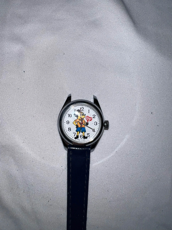 Mickey Mouse Design Watch 2