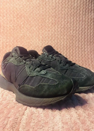 Chaussures New Balance homme, marque: New Balance, état: Très bon état, taille: 44, 20,00 €, 21,70 € Protection acheteurs incluse