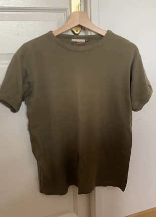 Tee shirt kaki classique, marque: Basic Style, état: Bon état, taille: M / 38 / 10, 3,00 €, 3,85 € Protection acheteurs incluse