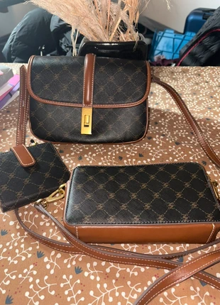 Lot sacs Mango plus porte monnaie / portefeuille, brand: Mango, condition: Very good, €39.00, €41.65 includes Buyer Protection