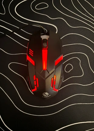 Souris LED multicolore ergonomique, marke: Amazon, zustand: Sehr gut, 3,99 €, 4,89 € inklusive Vinted-Käuferschutz