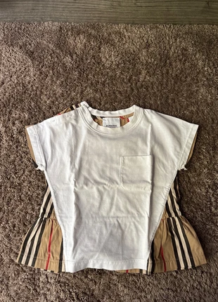 Burberry shirt, marque: Burberry, état: Très bon état, taille: 18-24 mois / 86 cm, 35,00 €, 37,45 € Protection acheteurs incluse