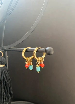 Magnifiques Petites Créoles Pampilles Dorée Rouge Turquoise Plaqué Or en Acier Inoxydable, marke: Unique, zustand: Neu, mit Etikett, 16,00 €, 17,50 € inklusive Vinted-Käuferschutz