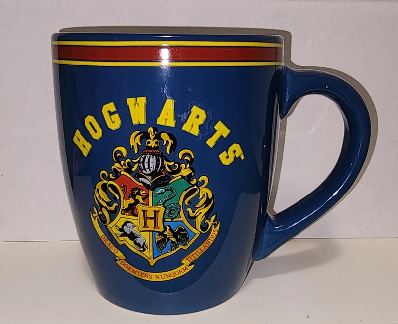 Harry Potter Coffee Cup Blue Ceramic Mug Hogwarts Wizardry 25 Oz Red Stripe Mug 2