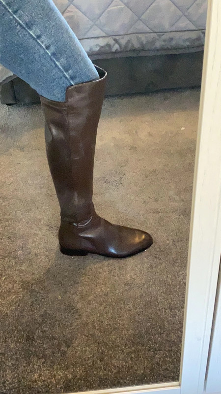 Michael Kors Bromley flat boots Vinted