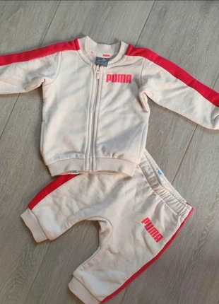 Jogging set Puma maat 62 nieuw, brand: Puma, condizioni: Nuovo senza cartellino, taglia: 3-6 mesi / 62 cm, €20.00, €21.70 include la Protezione acquisti