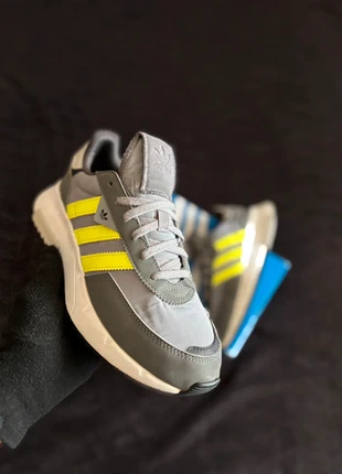 Baskets chaussures Adidas Retropy F2 Gris jaune blanc taille 40, marca: adidas, estado: Muy bueno, tamaño: 40, 19,99 €, 21,69 € Protección al comprador incluida