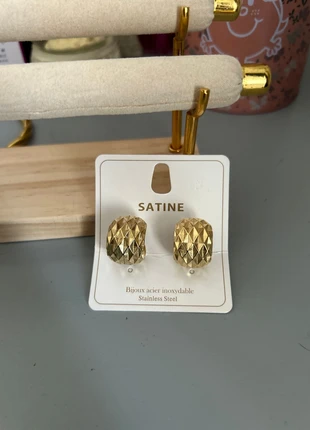 Boucle d’oreille, brand: Satine, condizioni: Nuovo con cartellino, €5.00, €5.95 include la Protezione acquisti