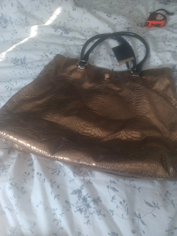 Karen millen clearance gold bag