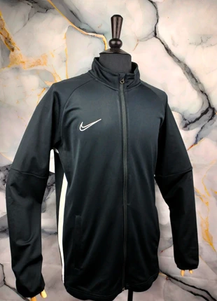 Veste Nike Dri-FIT légère noire et blanche taille XL, brand: Nike, condizioni: Ottime, taglia: XL, €22.00, €23.80 include la Protezione acquisti Pro