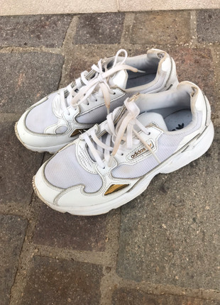 adidas falcon bianche e oro كريب دانتيل scarpe da ginnastica - Vinted كريب دانتيل