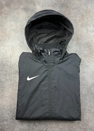 Veste Nike imperméable Academy Pro Storm-Fit Football - Taille M / Noir, brand: Nike, condizioni: Ottime, taglia: M, €39.99, €42.69 include la Protezione acquisti