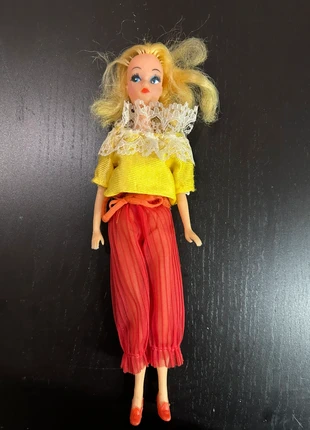 Vintage barbie clone hong kong, merk: Hong Kong, staat: Goed, maat: Universeel, € 2,75, € 3,59 inclusief Kopersbescherming