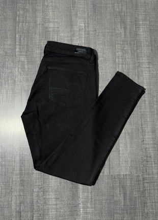 Jeans/ Pantalon Levi’s femme noir coupe low rise jegging - Taille XL/ 42FR/ 14 (W33), marke: Levi's, zustand: Sehr gut, größe: XL / 42 / 14, 16,90 €, 18,45 € inklusive Vinted-Käuferschutz