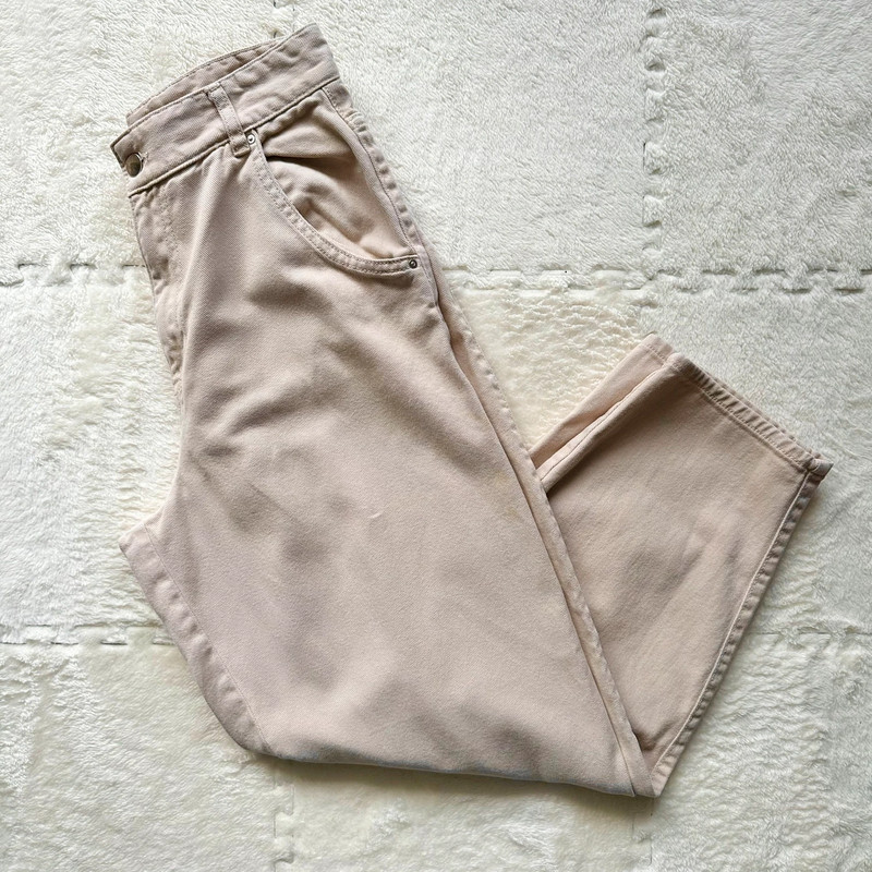 H&M beige tan highwaisted straight leg jeans, size US 4 1