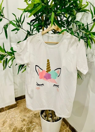 Camiseta unicornio. Talla L. Un uso., marque: Local, état: Très bon état, taille: L / 40 / 12, 7,00 €, 8,05 € Protection acheteurs incluse