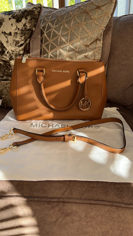 Mk top tan handbag