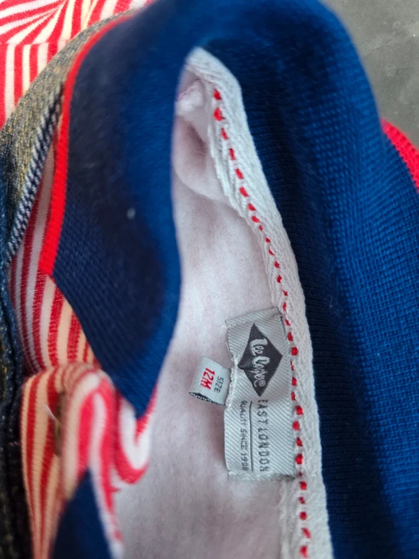 Tenue complète a offrir - photo numéro 3