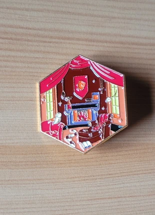 Pins Maison Gryffondor Harry potter, merk: Harry Potter, staat: Heel goed, € 5,00, € 5,95 inclusief Kopersbescherming