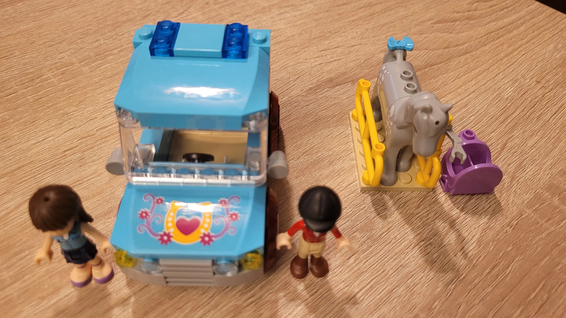 Lego - La remorque à chevaux du vétérinaire