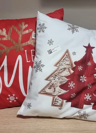 Coppia cuscini Natale 🎄, staat: Nieuw met prijskaartje, maat: 40 x 40 cm, € 8,99, € 10,14 inclusief Kopersbescherming