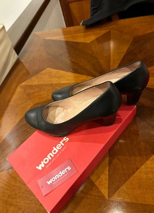 Wonders décolleté nero donna con tacco, merk: Wonders, staat: Heel goed, maat: 38, € 19,00, € 20,65 inclusief Kopersbescherming