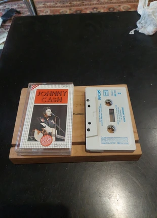 Cassette audio johnny cash i walk the line, condition: Very good, €10.00, €11.20 includes Buyer Protection