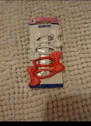 4 barettes 2 rose et 2 blanche, marque: GiFi, état: Neuf avec étiquette, 1,00 €, 1,75 € Protection acheteurs incluse