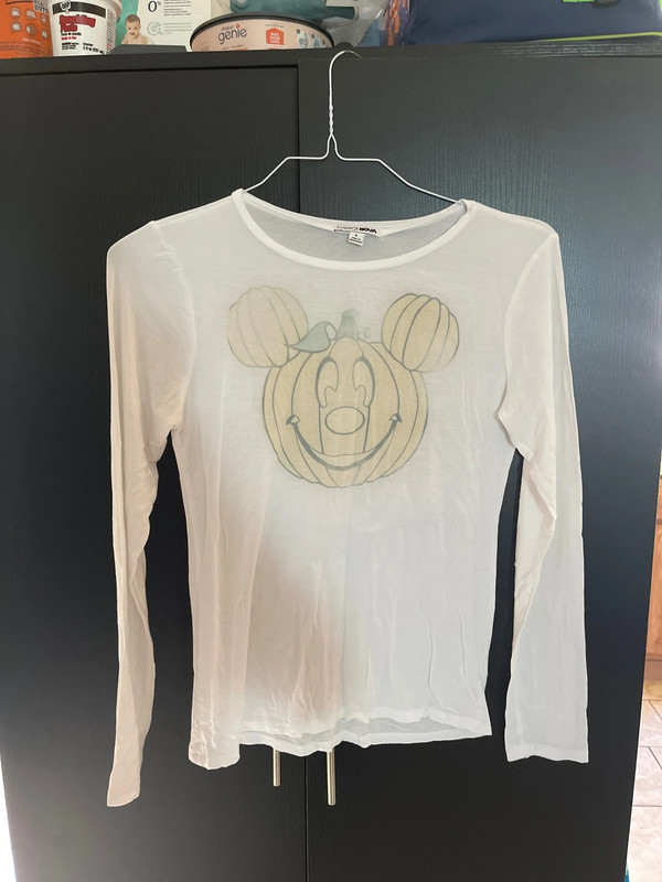 White long sleeve top 2