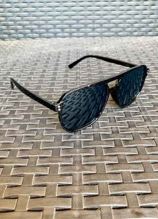 Lunettes de Soleil Y2K Vintage Mode Verres Sombre avec Monture Noir UV400 Top Tendance 2025, brand: Vintage Dressing, condizioni: Ottime, €15.00, €16.45 include la Protezione acquisti