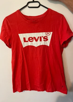 tee shirt levis, marque: Levi's, état: Très bon état, taille: M, 6,00 €, 7,00 € Protection acheteurs incluse