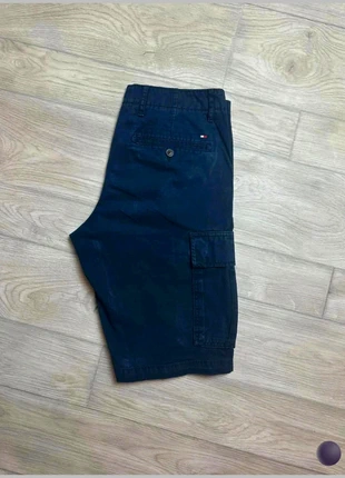Short cargo tommy Hilfiger / W30, marke: Tommy Hilfiger, zustand: Sehr gut, größe: W30 | DE 46, 17,00 €, 18,55 € inklusive Vinted-Käuferschutz