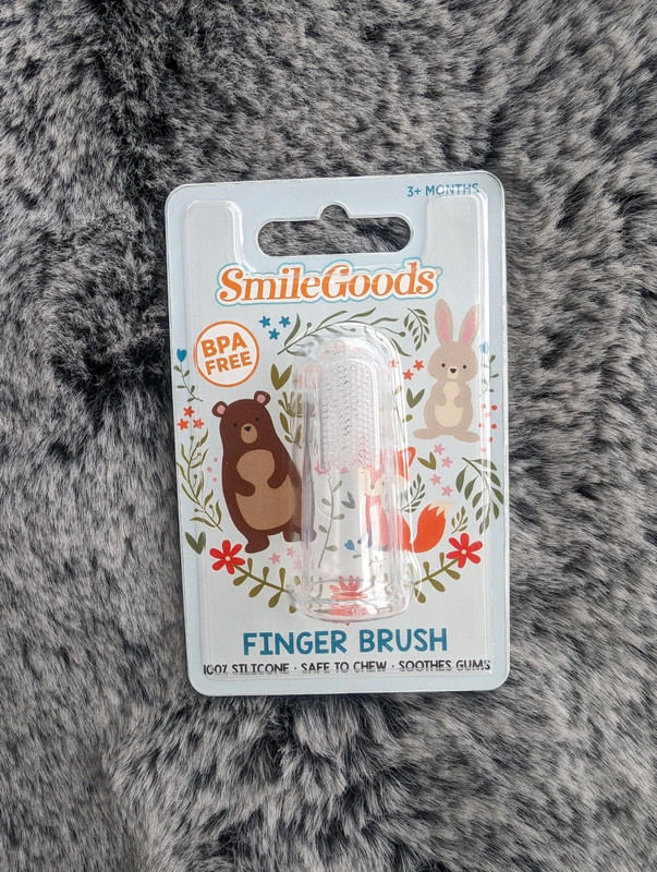 Smile goods finger brush 2