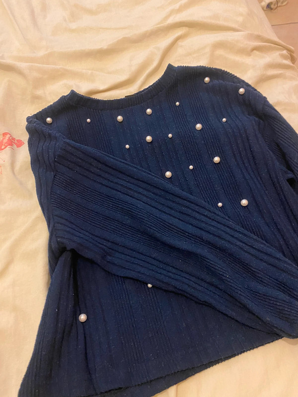 Pull bleu marine/ avec perles/taille S 2