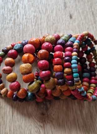 Bunter Holzperlen-Armband, staat: Heel goed, € 5,00, € 5,95 inclusief Kopersbescherming