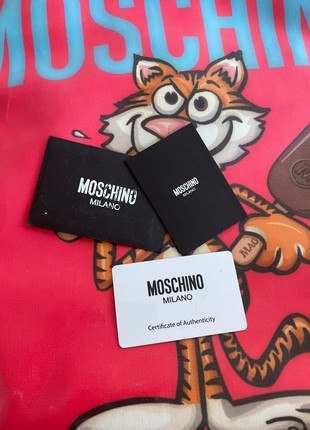 Moschino x Magnum tote bag Vinted