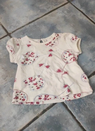 T-shirt bambina, marca: IDEXE', estado: Muy bueno, tamaño: 6-9 meses / 68 cm, 1,00 €, 1,75 € Protección al comprador incluida
