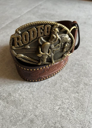 Ceinture marron vintage, motif rodéo, style cowboy, Cowboy, farwest, marke: Vintage Dressing, zustand: Sehr gut, größe: 120, 16,00 €, 17,50 € inklusive Vinted-Käuferschutz