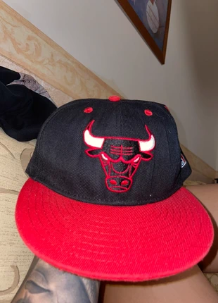 berretto chicago bulls, marque: NBA, état: Très bon état, taille: Taille unique, 7,50 €, 8,58 € Protection acheteurs incluse