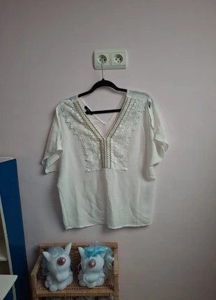 Femme : blouse blanche décolleté élégant et discret - marque Unika – Taille S - neuf sans étiquette, marque: Unika, état: Neuf sans étiquette, taille: S / 36 / 8, 7,00 €, 8,05 € Protection acheteurs incluse