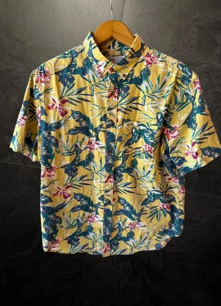 Chemise à fleurs hawaienne - jaune vert rouge blanc - L fit, marque: Old Navy, état: Très bon état, taille: L, 20,00 €, 21,70 € Protection acheteurs (Pro) incluse